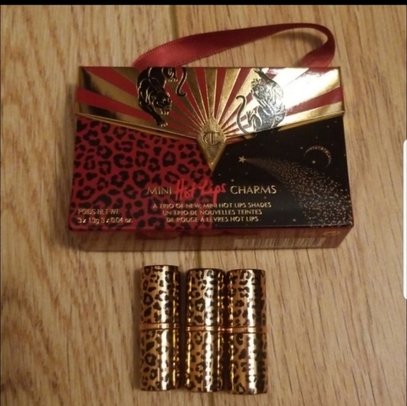 mini hot lips charms charlotte tilbury
